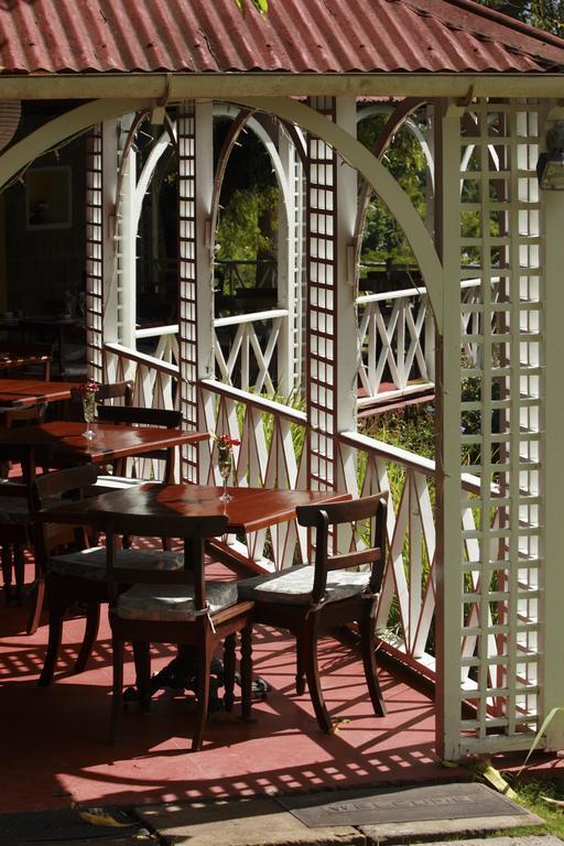 The Hermitage Inn Невіс Екстер'єр фото